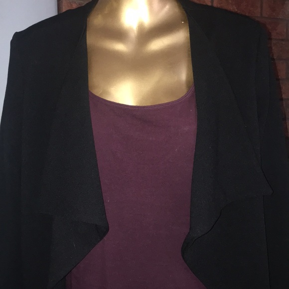Blazer - Picture 2 of 3